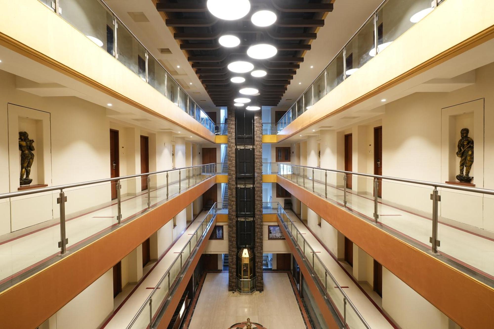 Hotel City Symphony Nānded Esterno foto